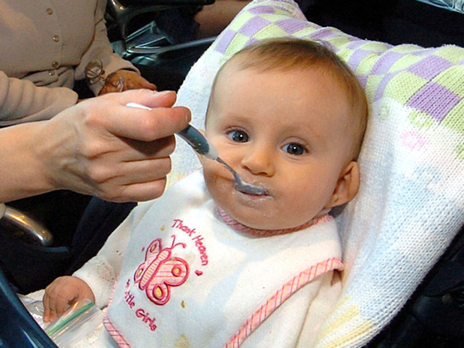 Parents find maggots in baby food