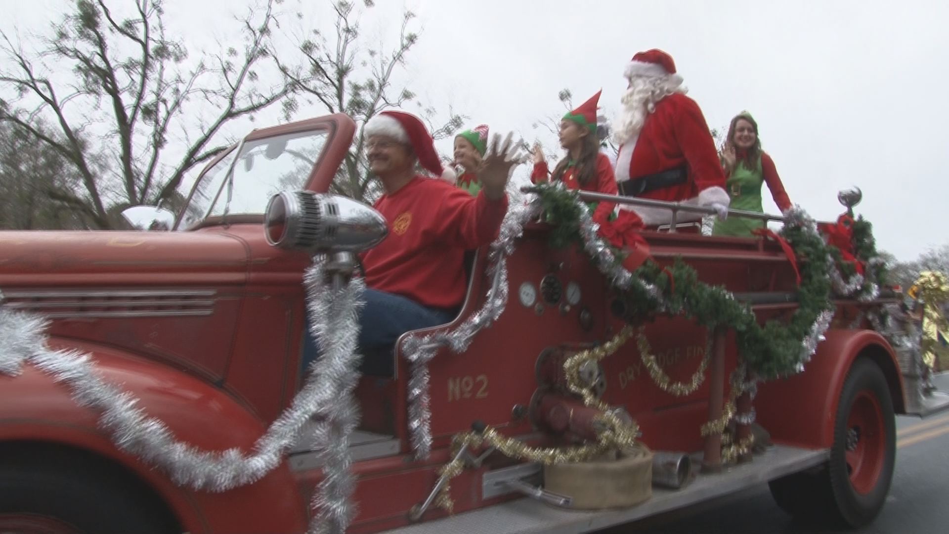 Santa comes to small town America in Bolingbroke Parade