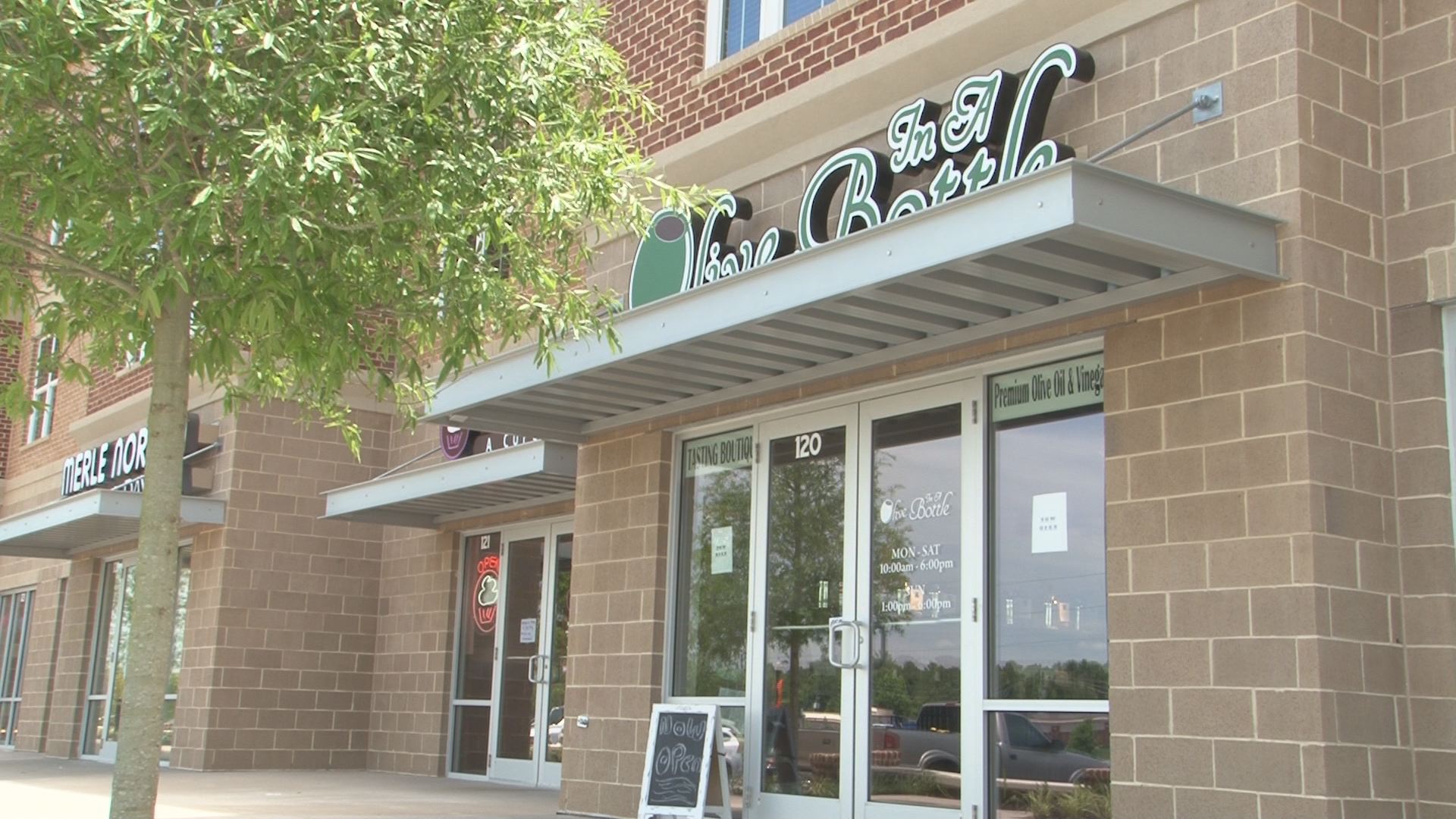 Olive oil and vinegar shop opens in Macon