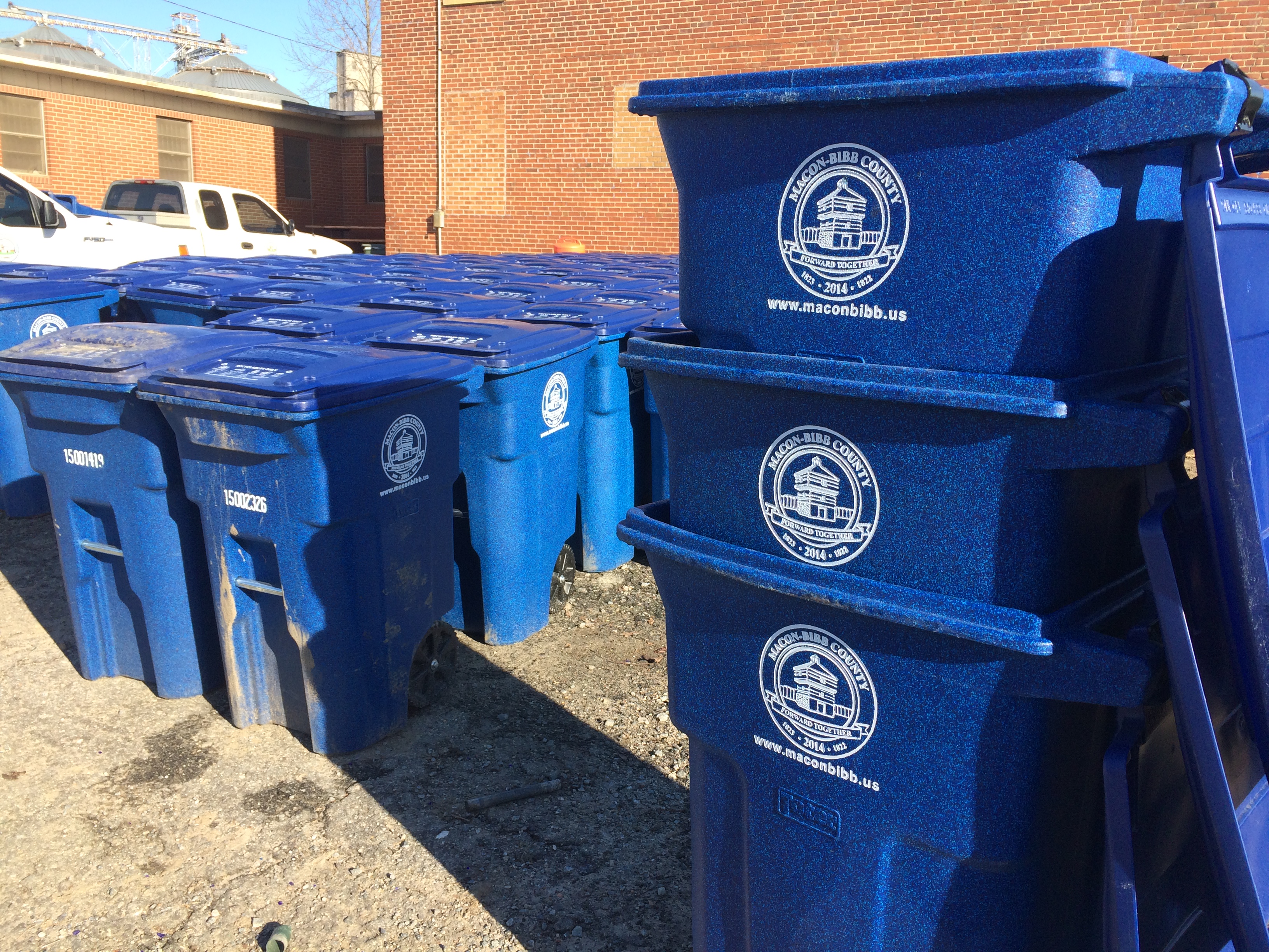 MaconBibb solid waste director apologizes for delays