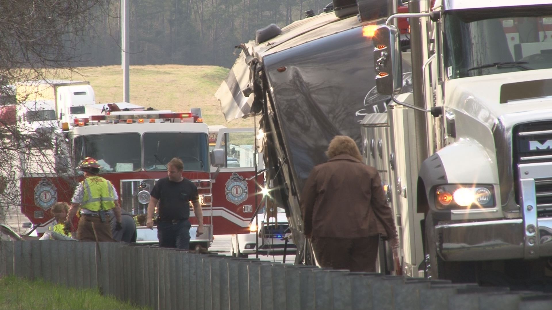 Driver not injured in I475 truck accident