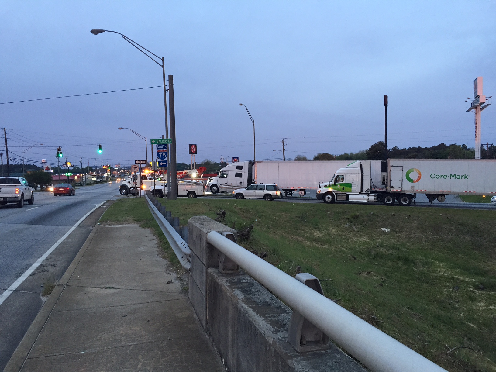 One dies in I75 N accident in Byron
