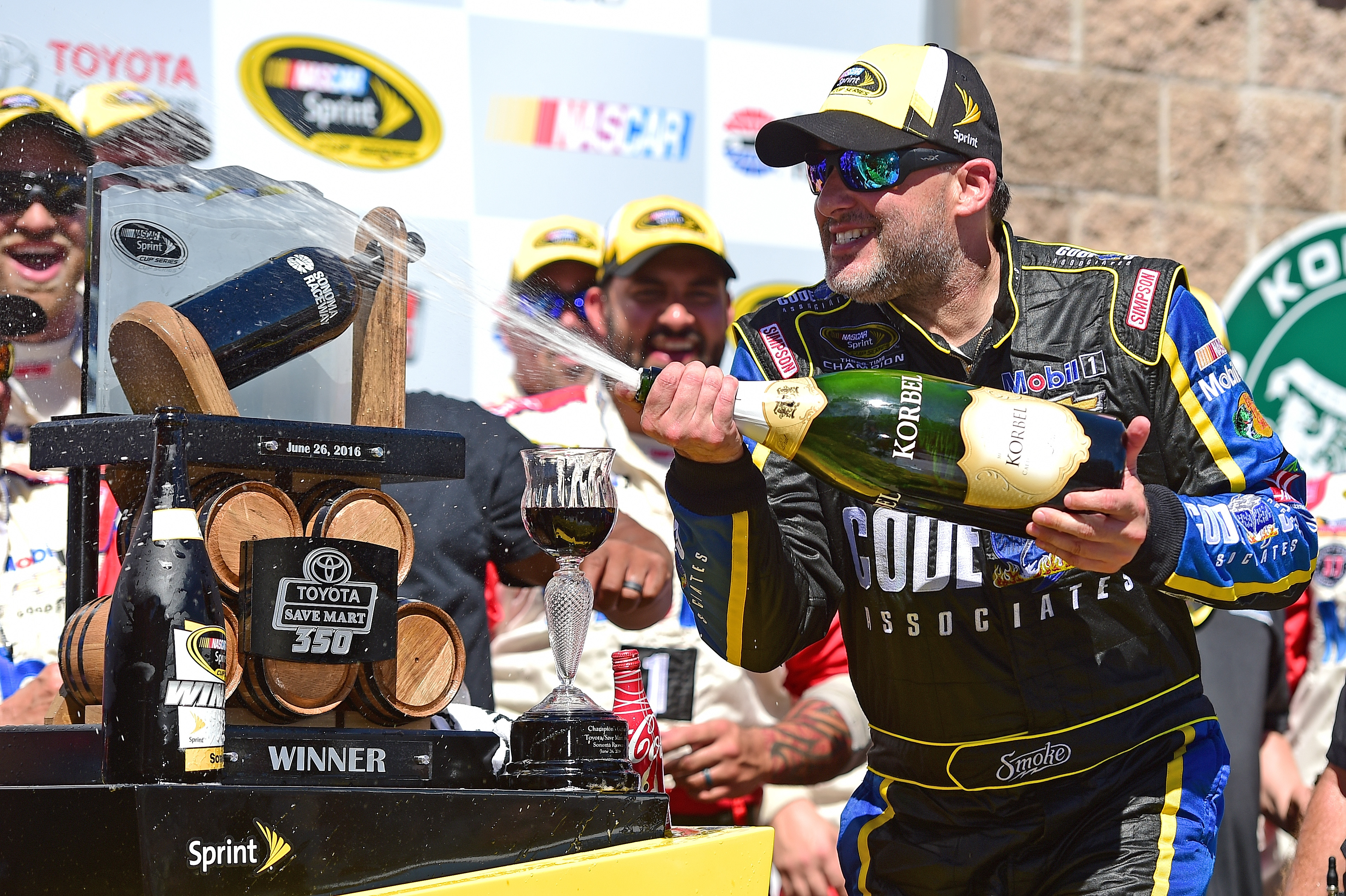 Tony Stewart wins at Sonoma to snap 84race drought