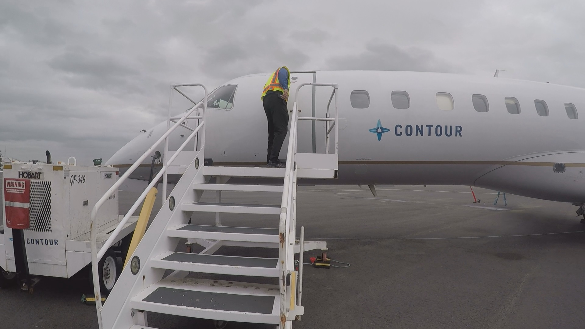 Macon airport says flights to D.C. will continue in 2018