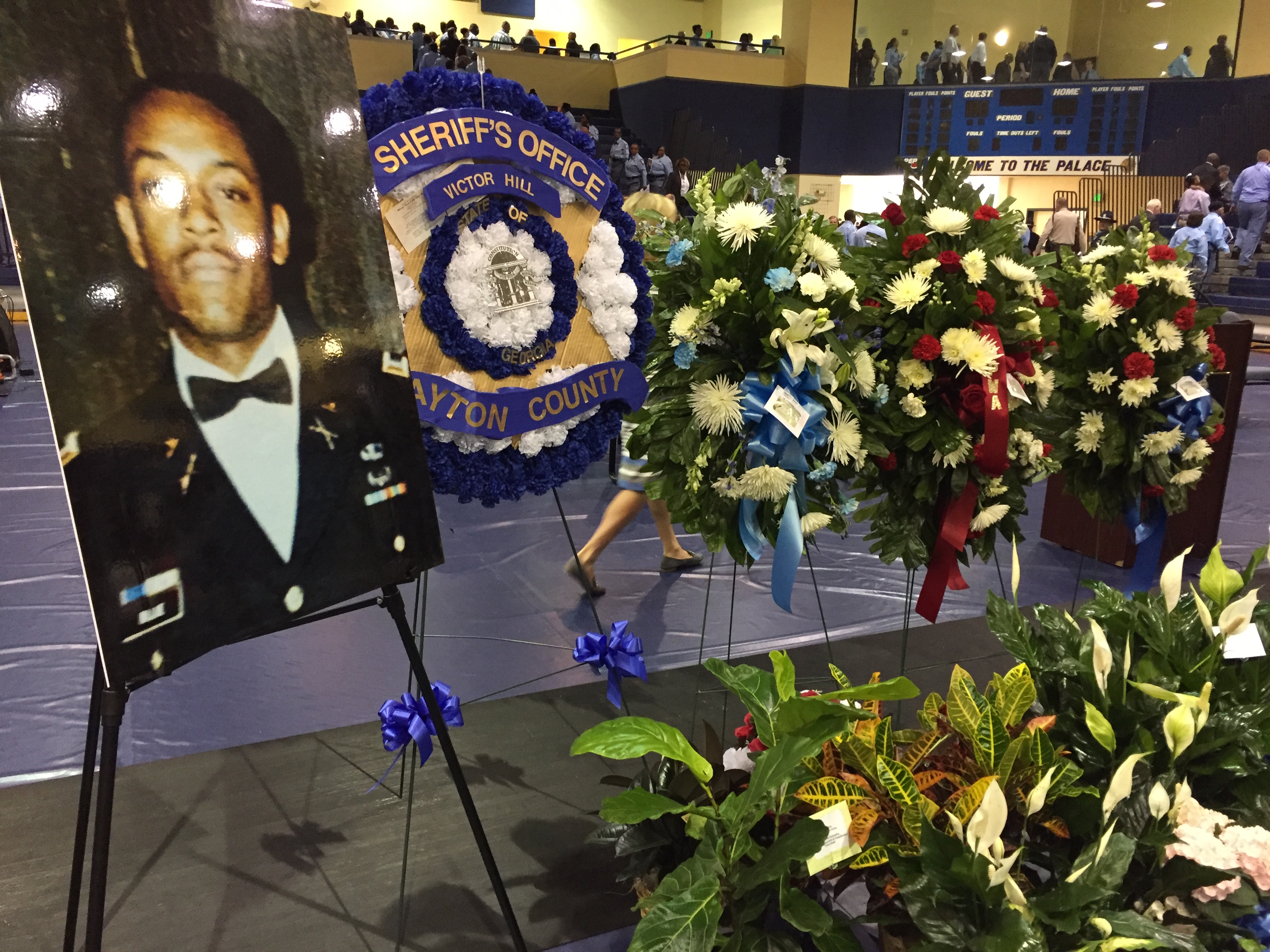 Final Farewell: Community says goodbye to Sgt. Curtis Billue | 13wmaz.com